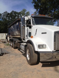 Roll-Off Truck and Container Roll-off truck and container
